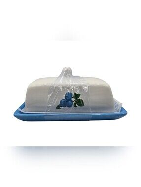NWT White/Blue Blueberry Ceramic Butter Dish With Handled Lid Blue Plate